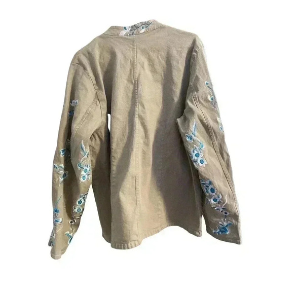 Denim And Company Size Large Embroidered Blue and White Floral on Beige Zip Up - Picture 3 of 3